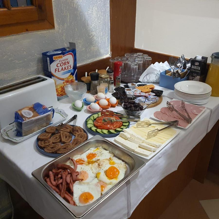 Quick Stop Hotel Tirana Kültér fotó