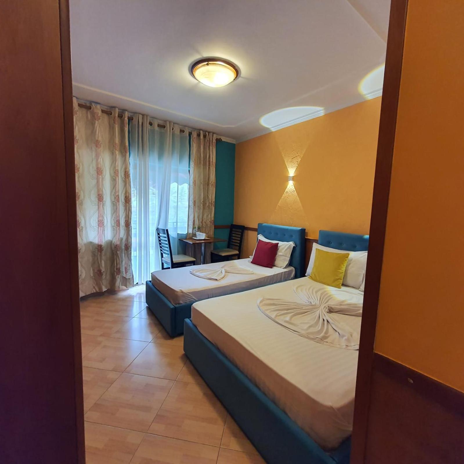 Quick Stop Hotel Tirana Kültér fotó