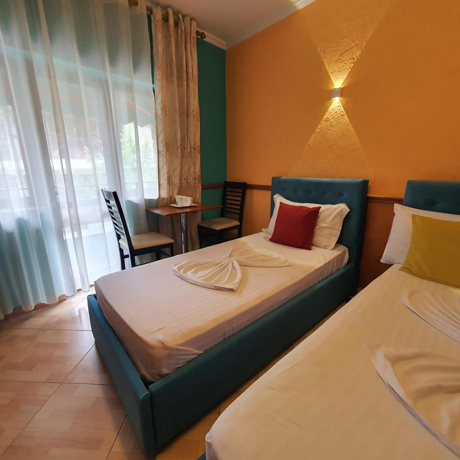 Quick Stop Hotel Tirana Kültér fotó