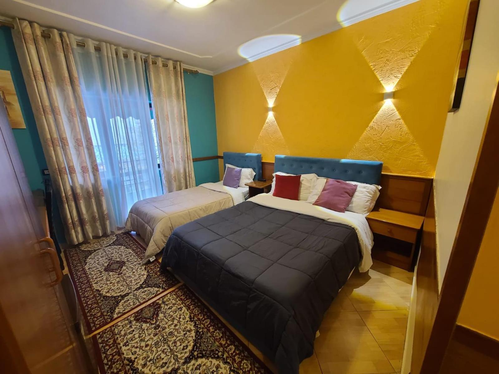 Quick Stop Hotel Tirana Kültér fotó