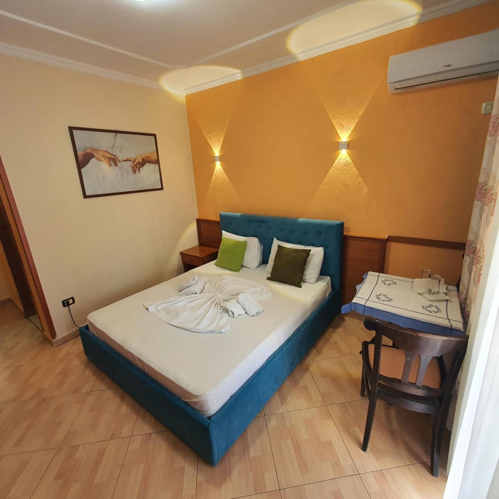 Quick Stop Hotel Tirana Kültér fotó